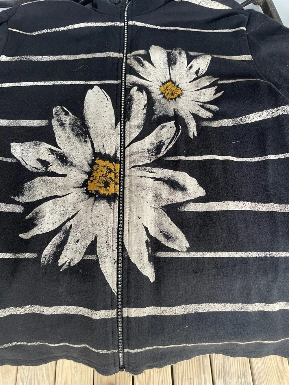 Jess & Jane Daisy Floral Striped Cotton Jacket in Black & White Size XL